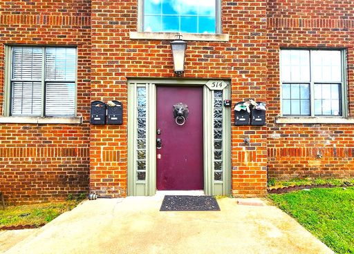 1 bed 1 bath in Paseo District – photo 1