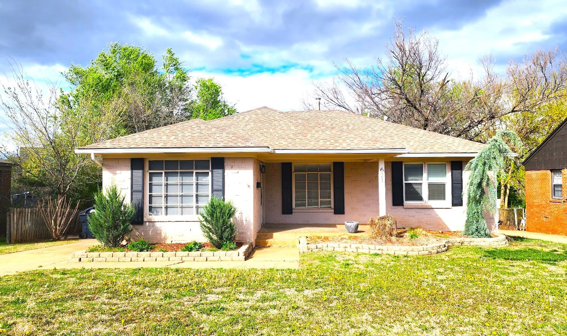 Oklahoma City House: 621 NW 54th St