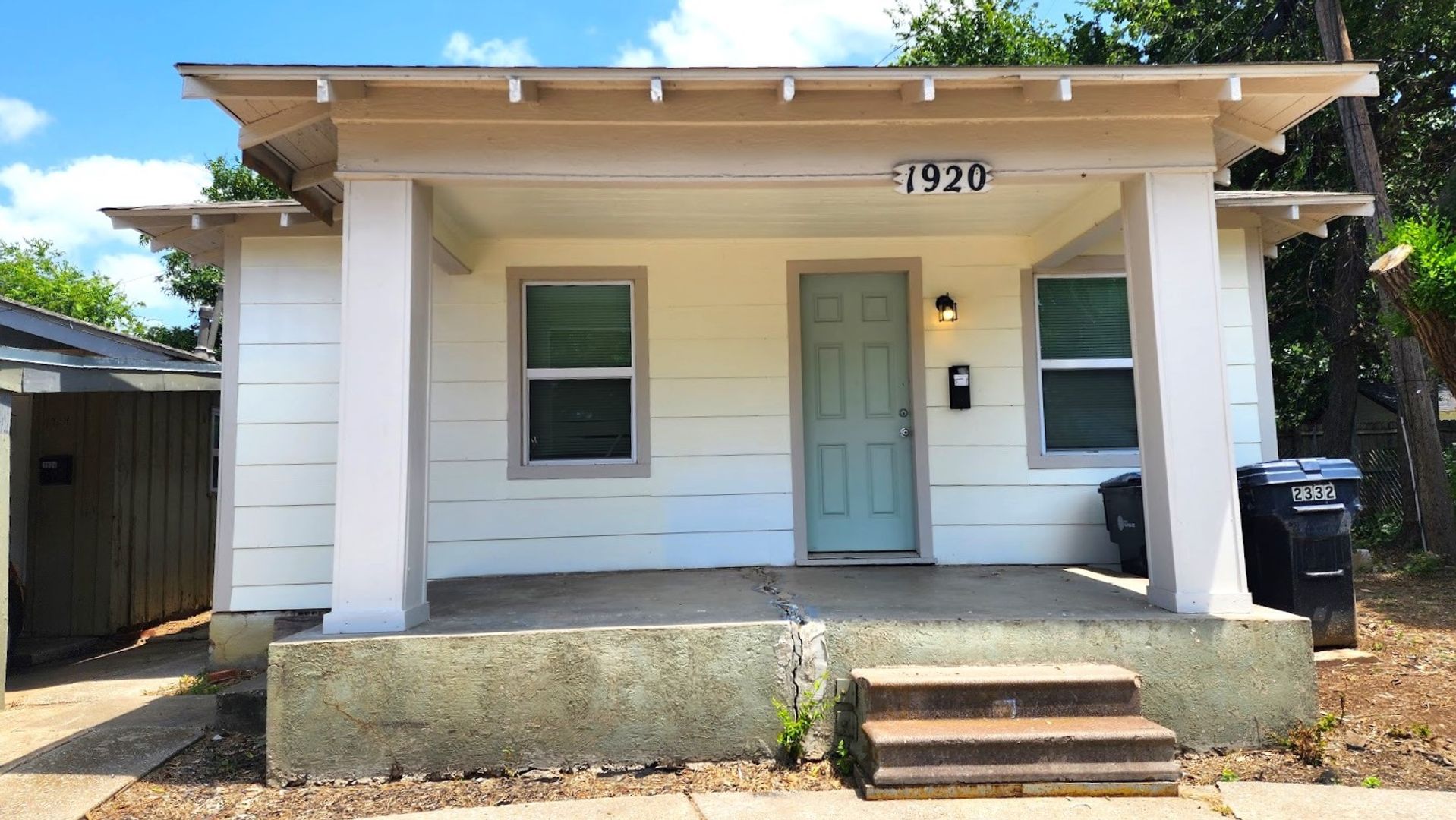 Oklahoma City Apartment: 2330 NW 19th St