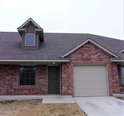 Del City Apartment: 4702 Loch Lane