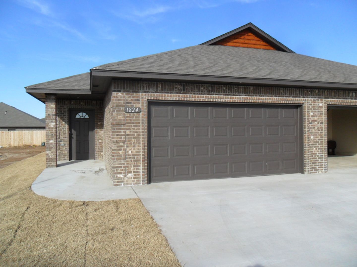 El Reno Apartment: 1822 Cypress Ln