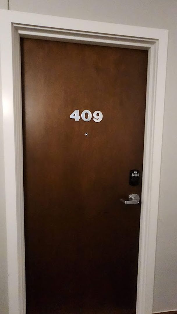 Oklahoma City House: 1 NE 2nd St Apt 409