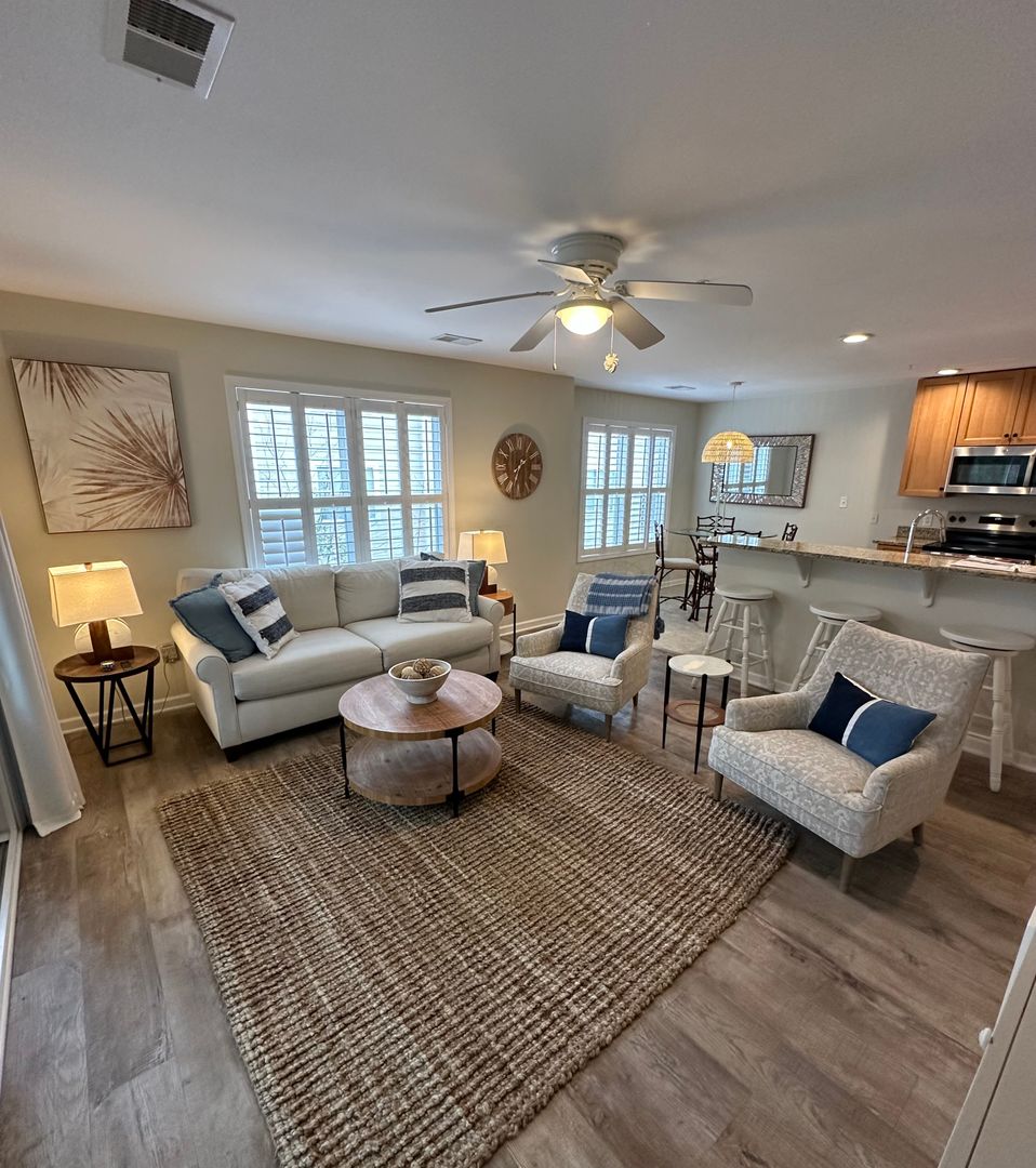 Southport Condo: 3350 Club Villas Dr. Unit 2004