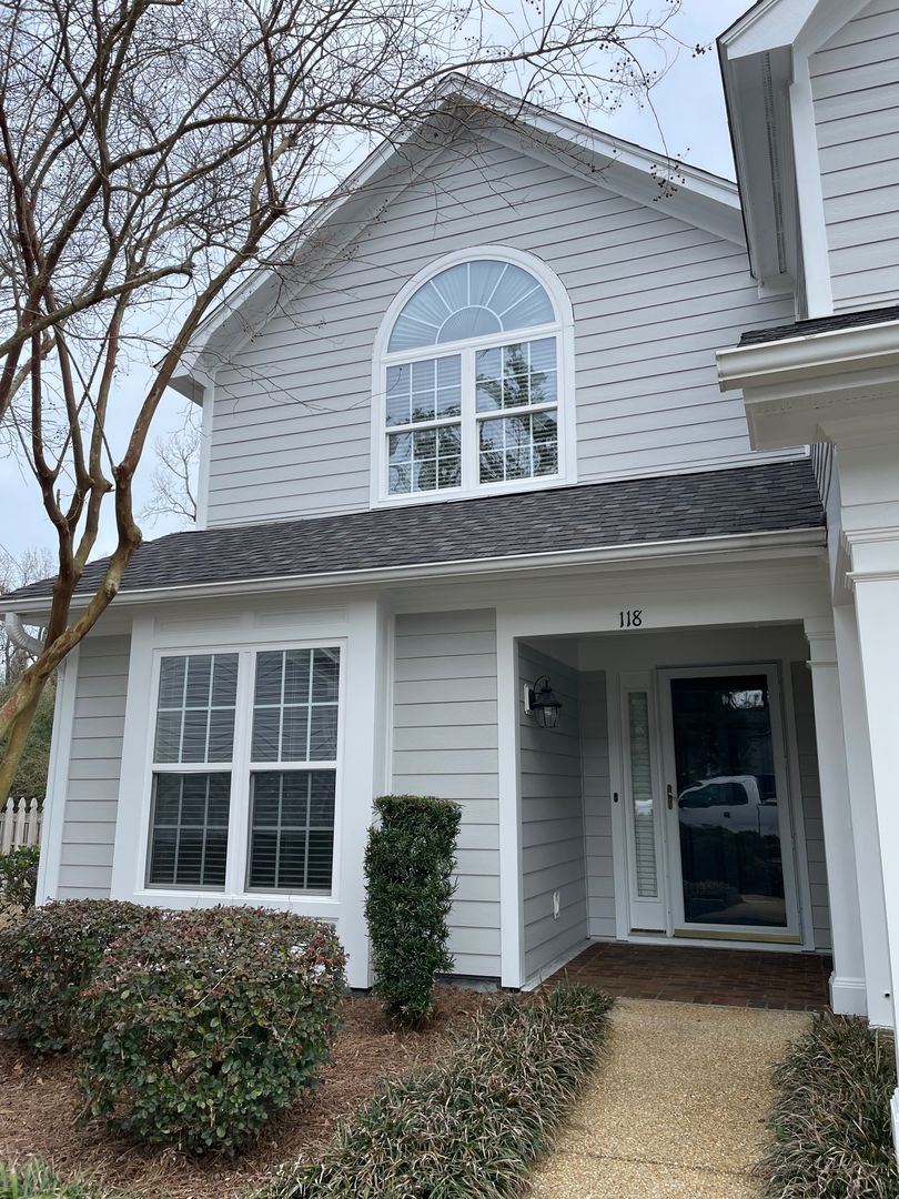 Wilmington Townhome: 6211 Wrightsville Ave
