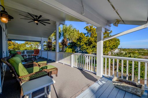 AMAZING FURNISHED HOME AVAILABLE MONTHLY DEC-MAY – photo 1