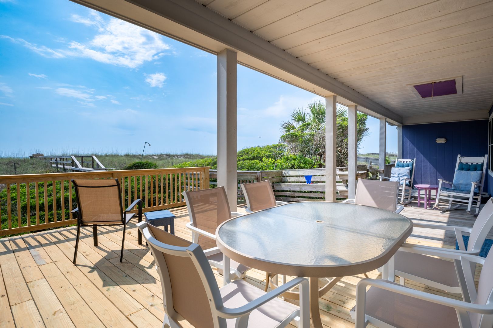 Carolina Beach House: Purple Pelican @ 403 Carolina Beach Ave S