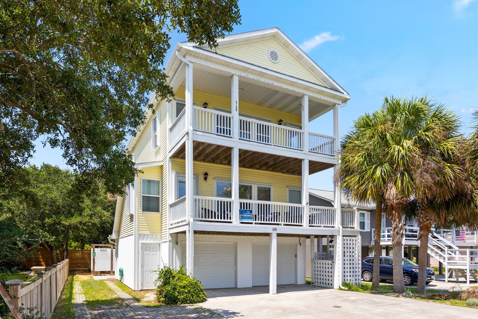 Kure Beach Townhome: A Kure for the Sol @ 618 S 4th Ave Unit 1