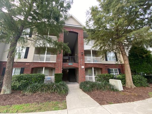 Spacoius 3 bedroom, 2 bath condo in Bellingham Park – photo 1