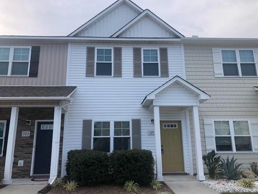 2 bedroom, 2.5 bath townhouse in Sneads Ferry Justice Farm Townhome community