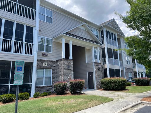 3 Bedroom 2 Bathroom Condo in Woodlands Way at Crow Creek