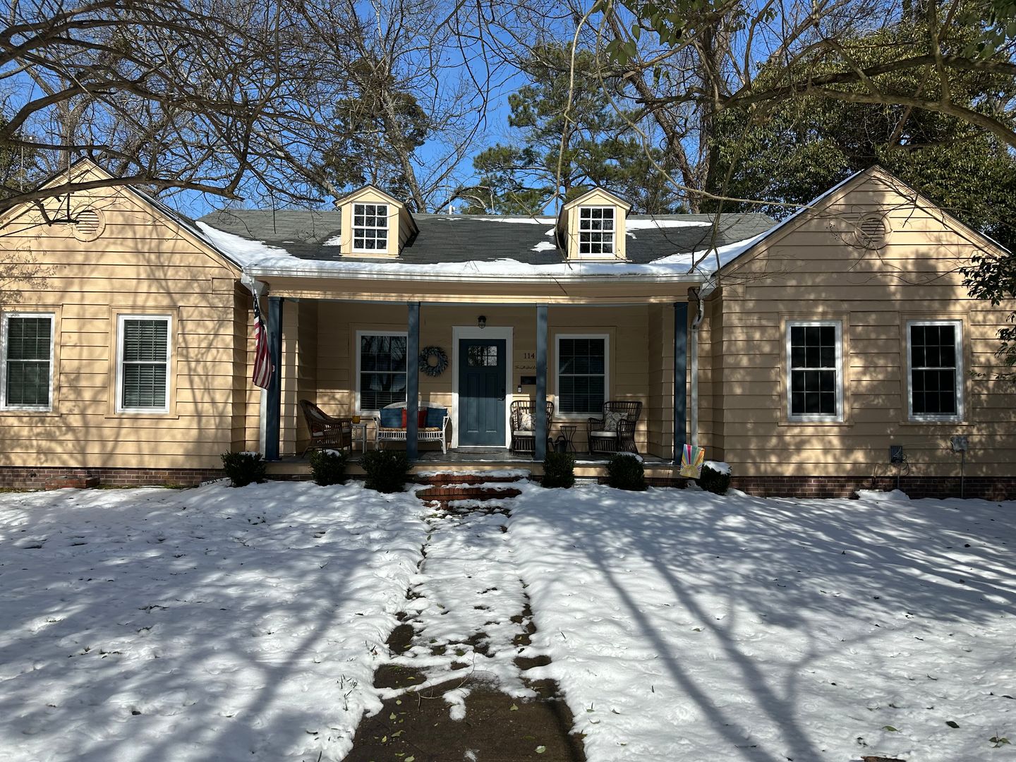 Washington House: 114 E. 12th Street