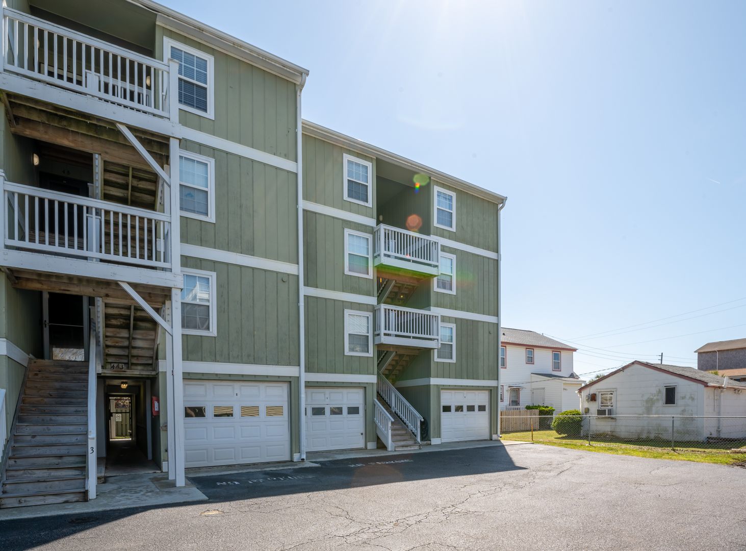 Carolina Beach Condo: Driftwood Villas @ 200 Lake Park Blvd S