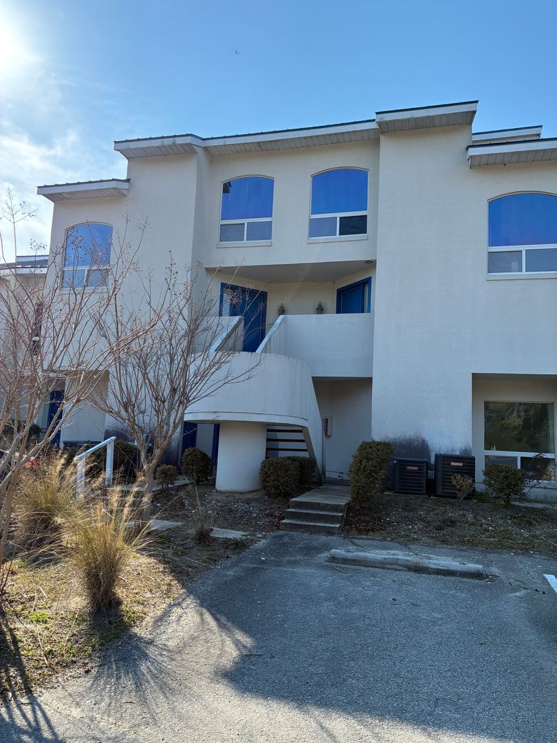 Calabash Townhome: 899 MH Marina Rd.