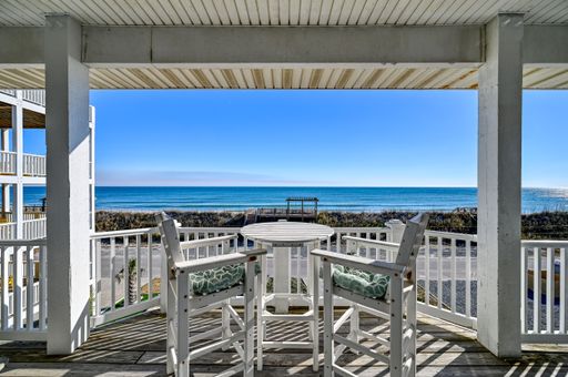 OFF-SEASON FURNISHED MONTHLY RENTAL – photo 1