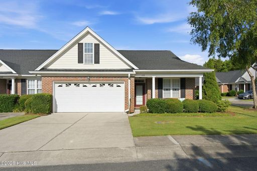 Discover this well-appointed 3-bedroom plus bonus room, 2-bath home in Carleton Place – photo 1
