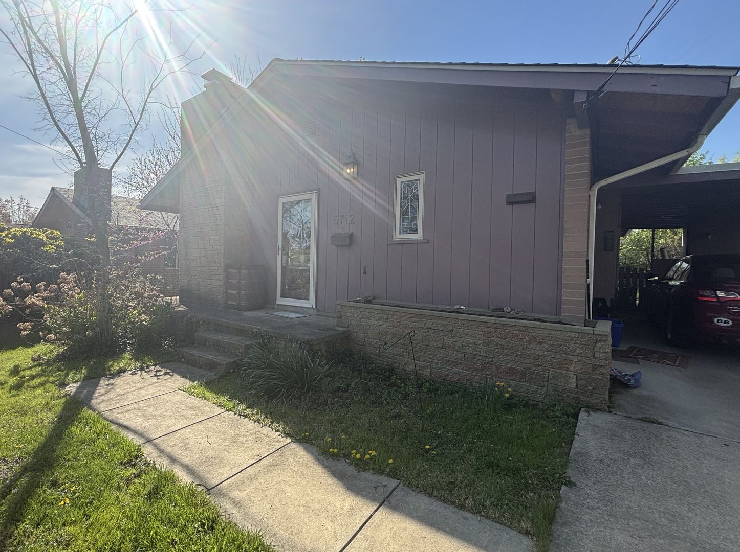 Arlington House: 5712 2nd St S