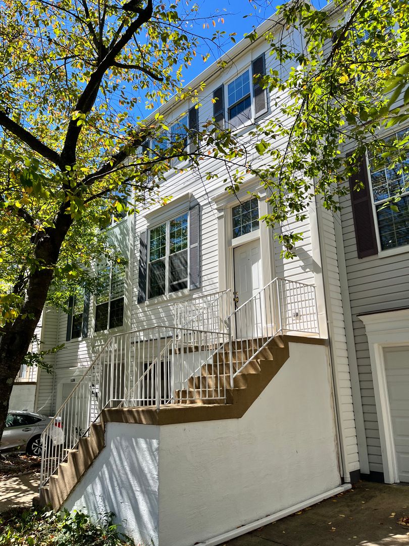 Alexandria Townhome: 5106 Observation Way