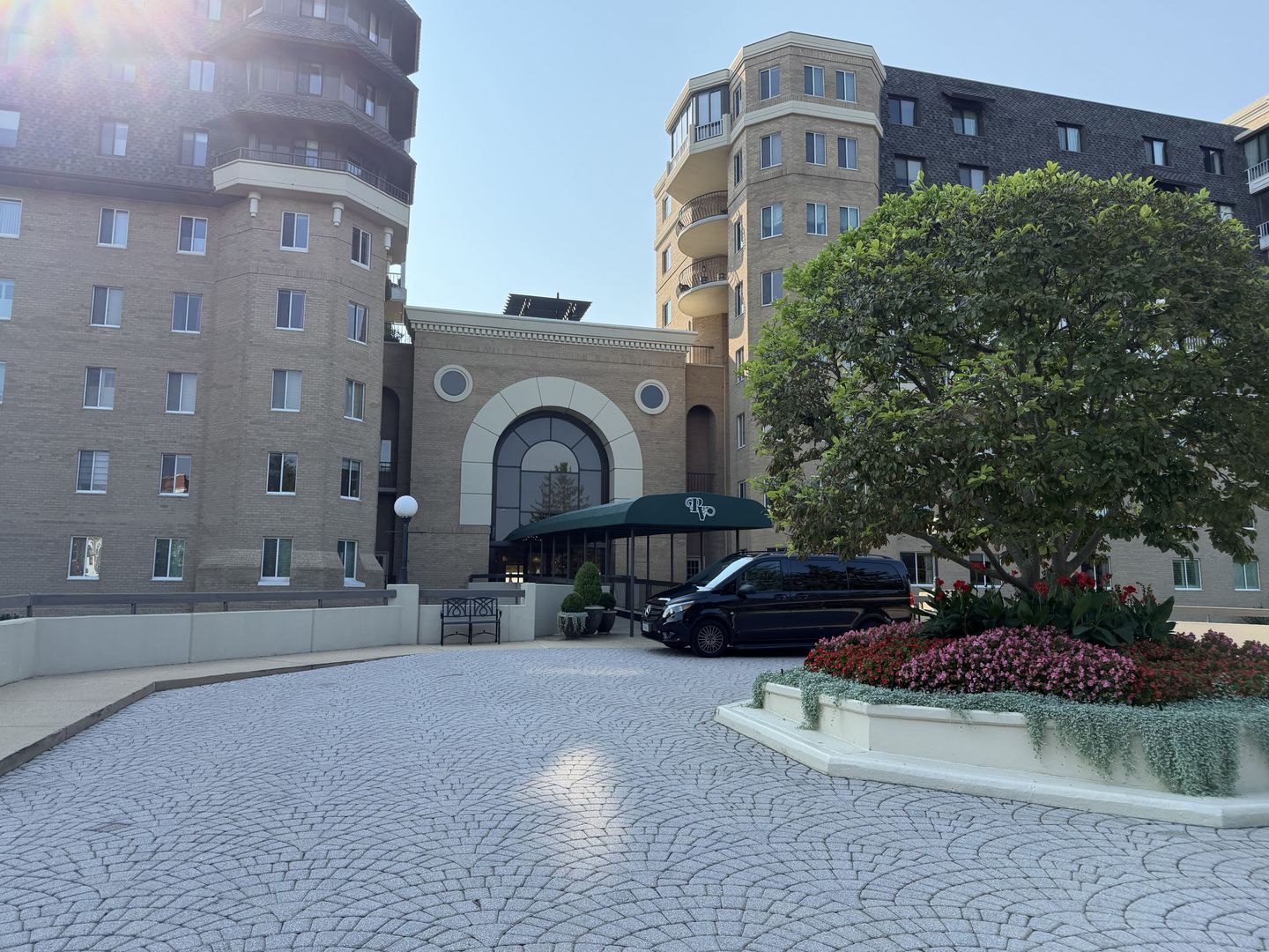 Alexandria Condo: 1250 S Washington Street