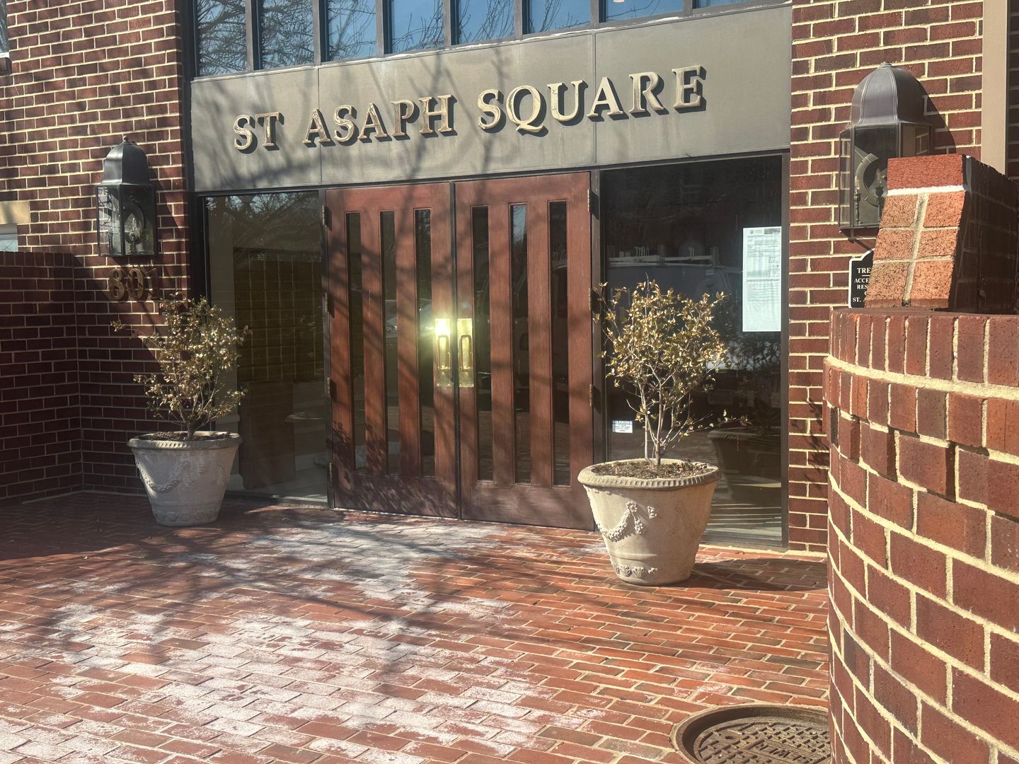 Alexandria Condo: 801 S Pitt Street #226