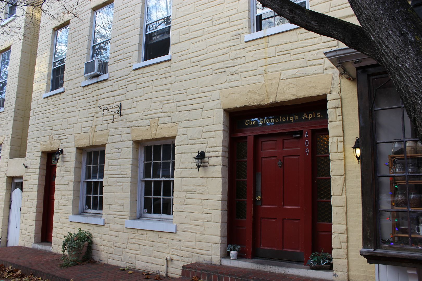 Alexandria Apartment: 407-415 Cameron Street