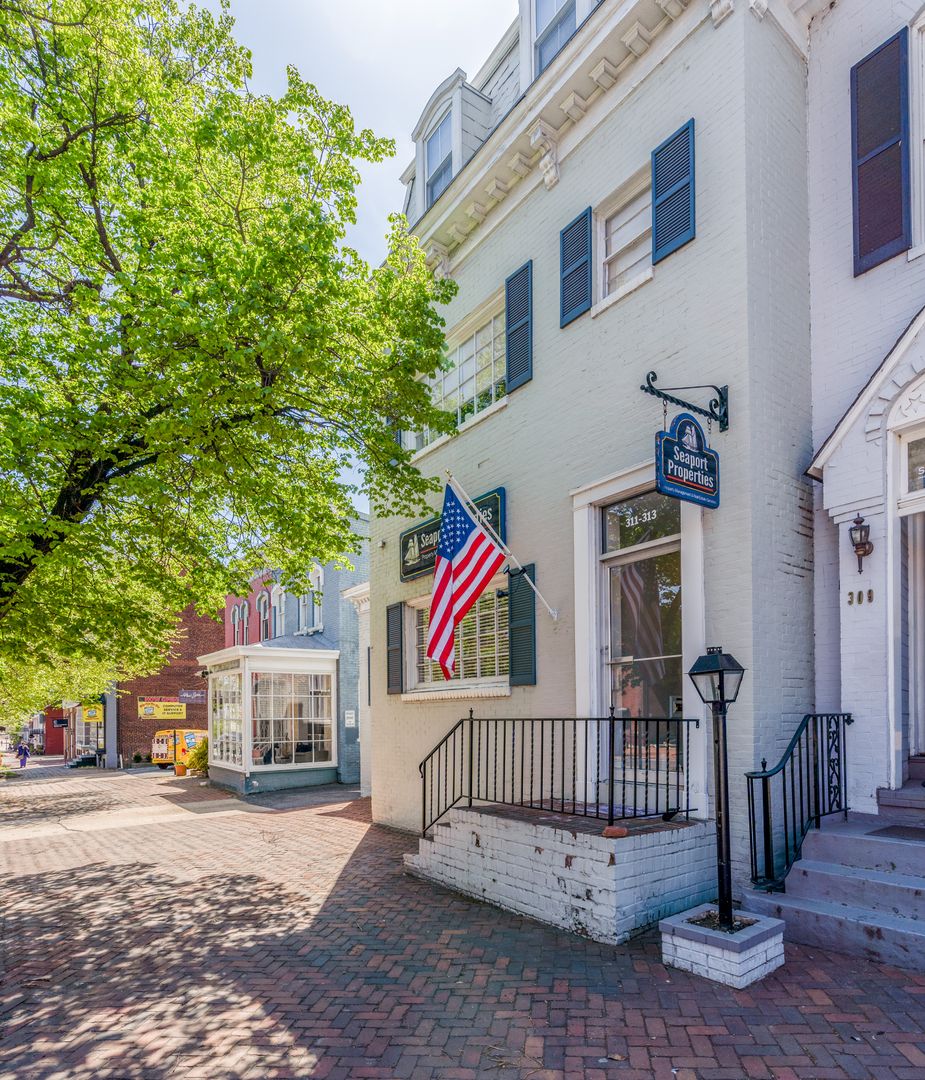 Alexandria Apartment: 311 S. Washington St.