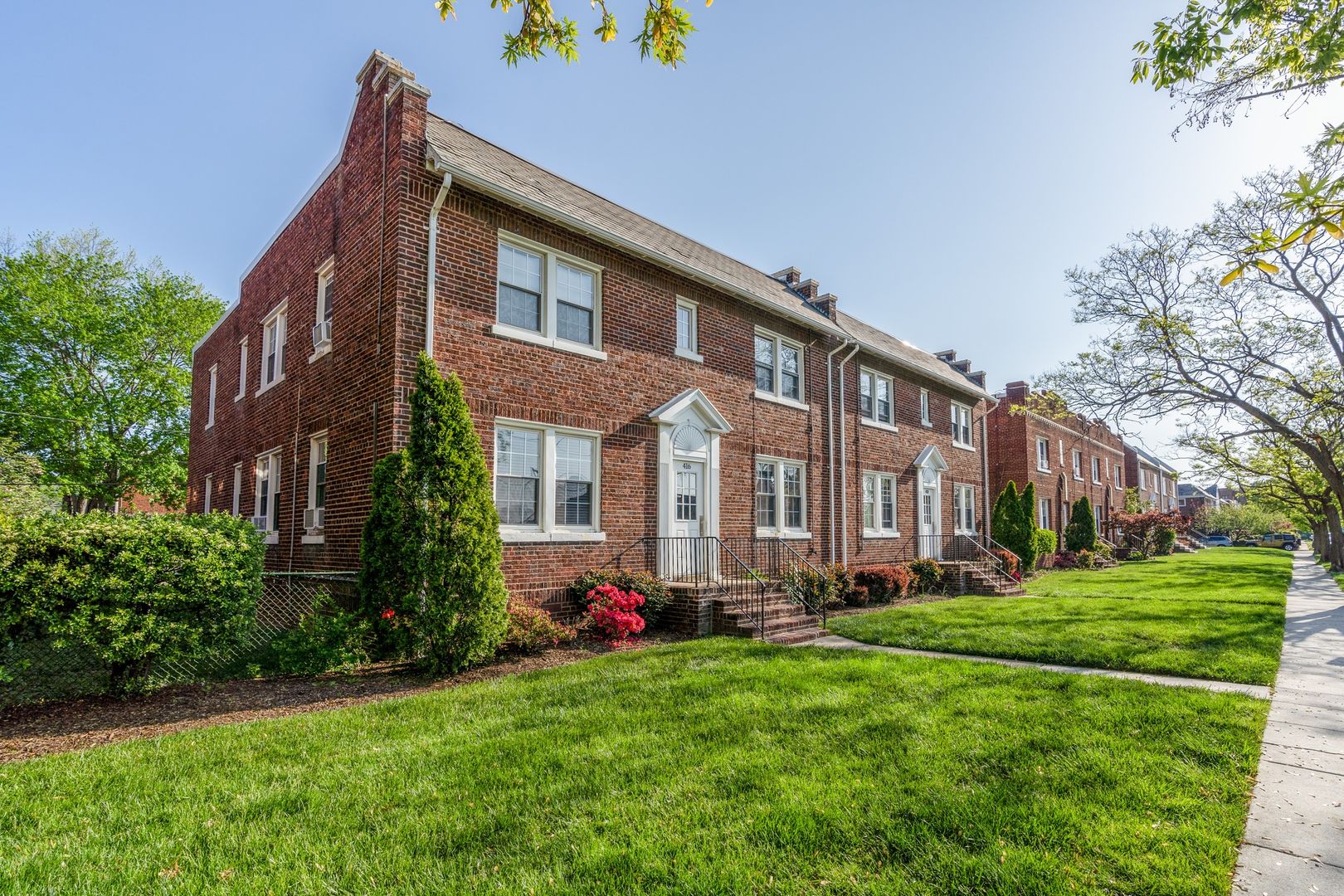 Alexandria Apartment: 400-426 E. Glendale St.