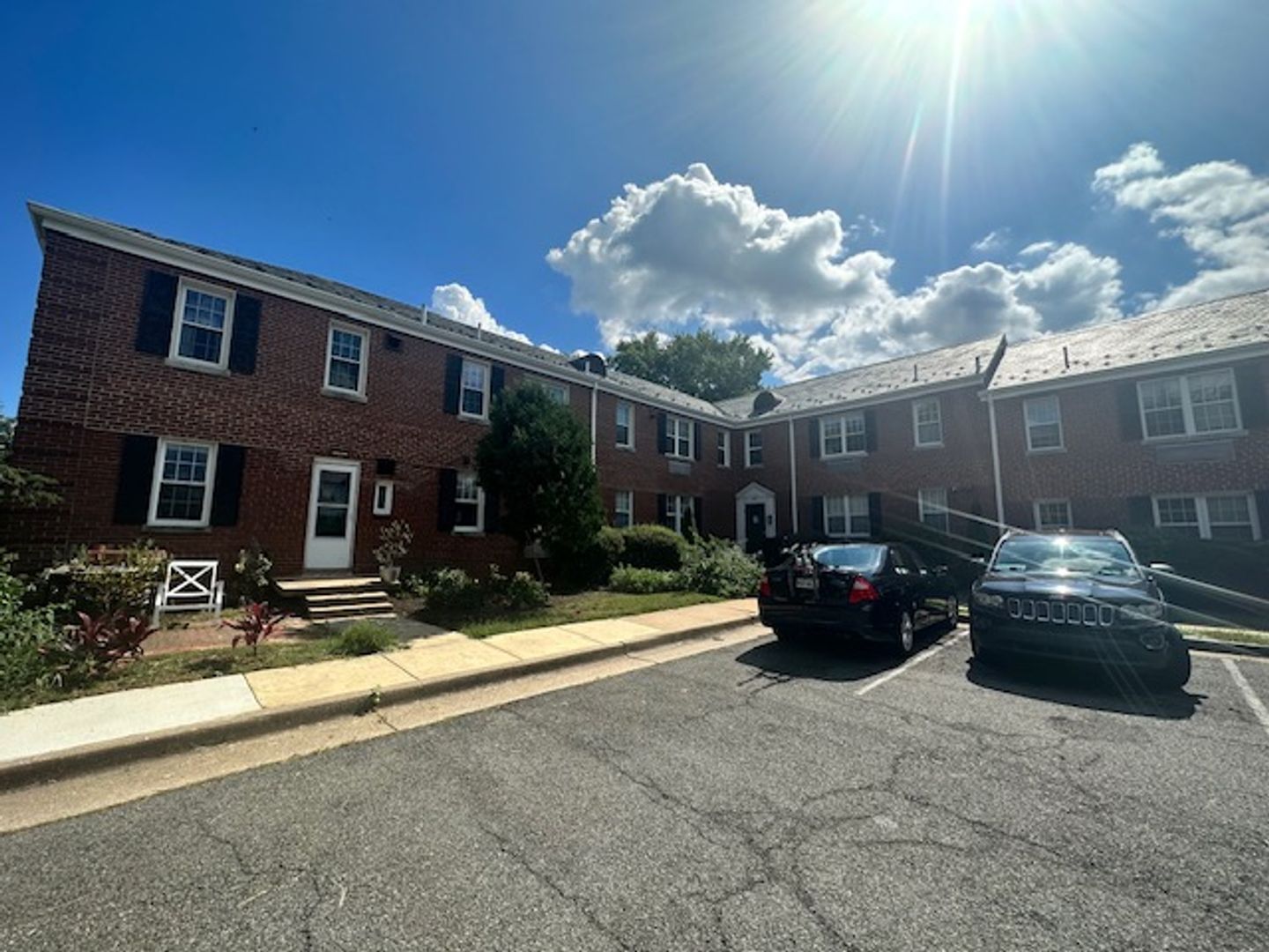 Alexandria Condo: 205 D E. Glebe Road
