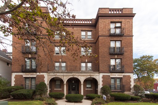 Large One Bedroom Apartment