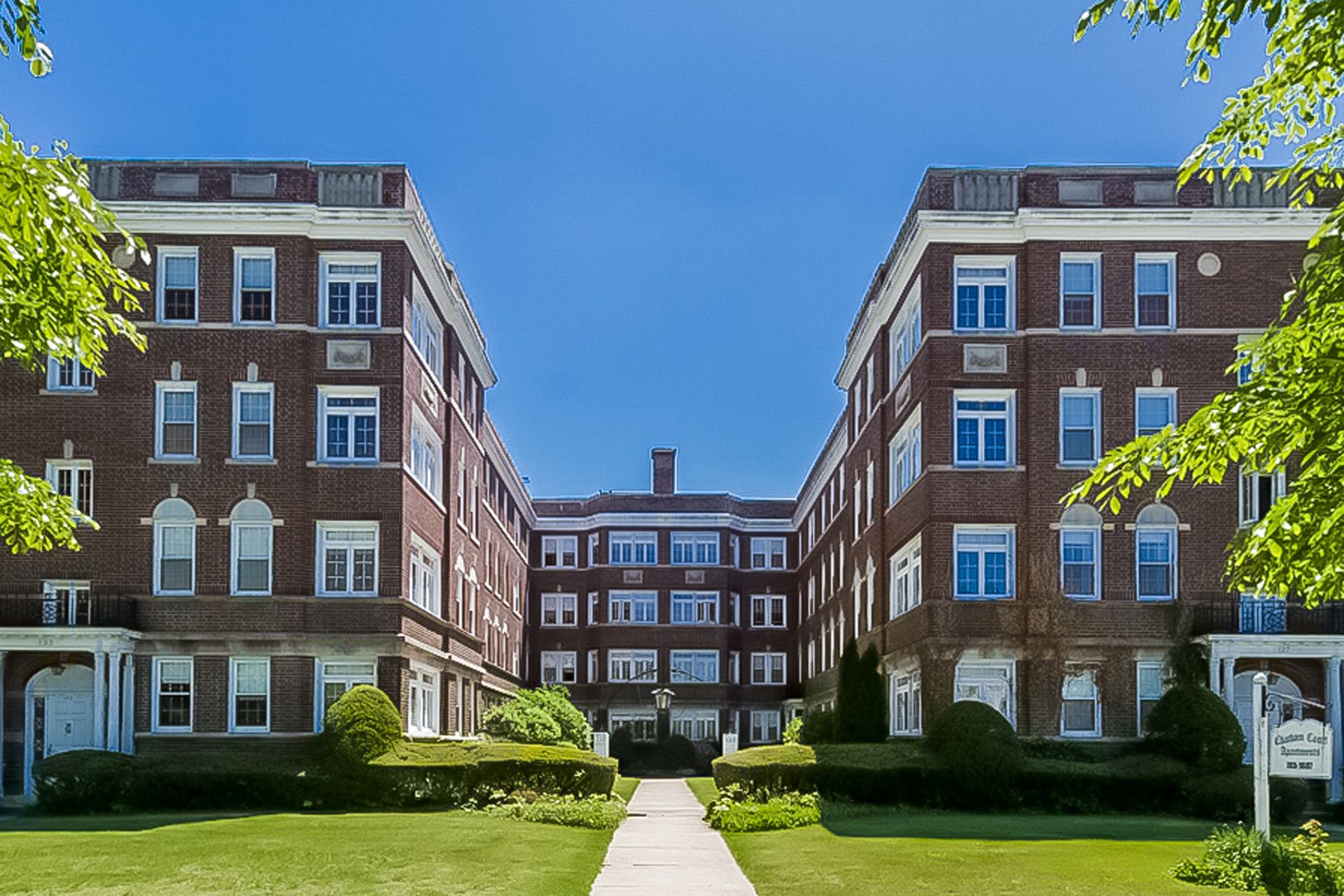 Springfield Apartment: 127-133 Sumner Avenue