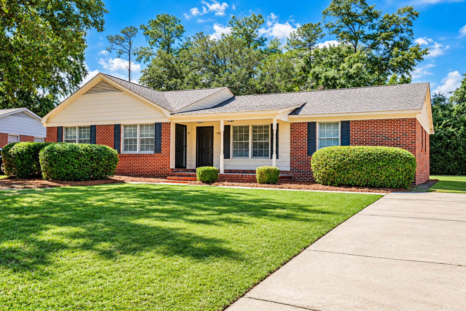 Wilmington Townhome: 726 Montclair Dr