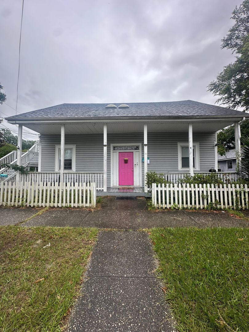 Wilmington House: 618 Harnett St #A