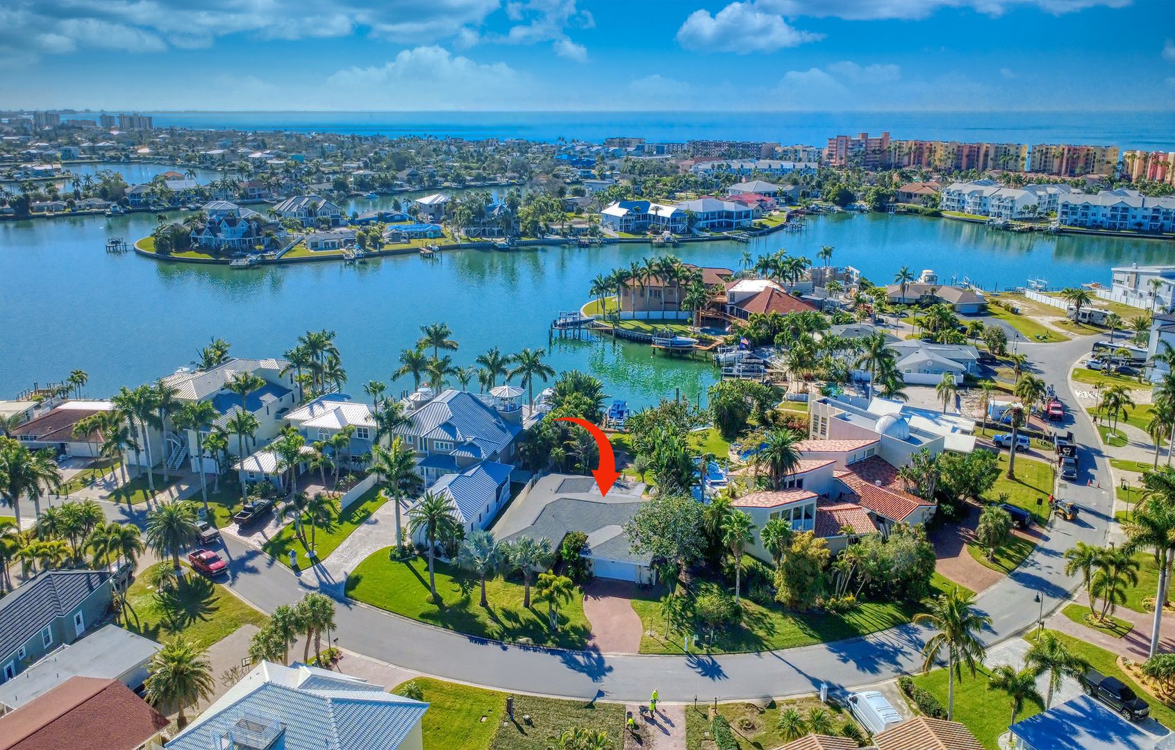 North Redington House: 371 Bath Club Boulevard, N.