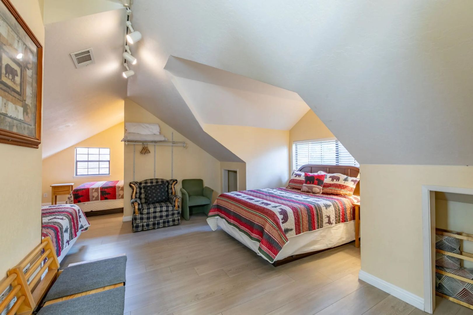 Big Bear Lake Apartment: 40409 Big Bear Blvd