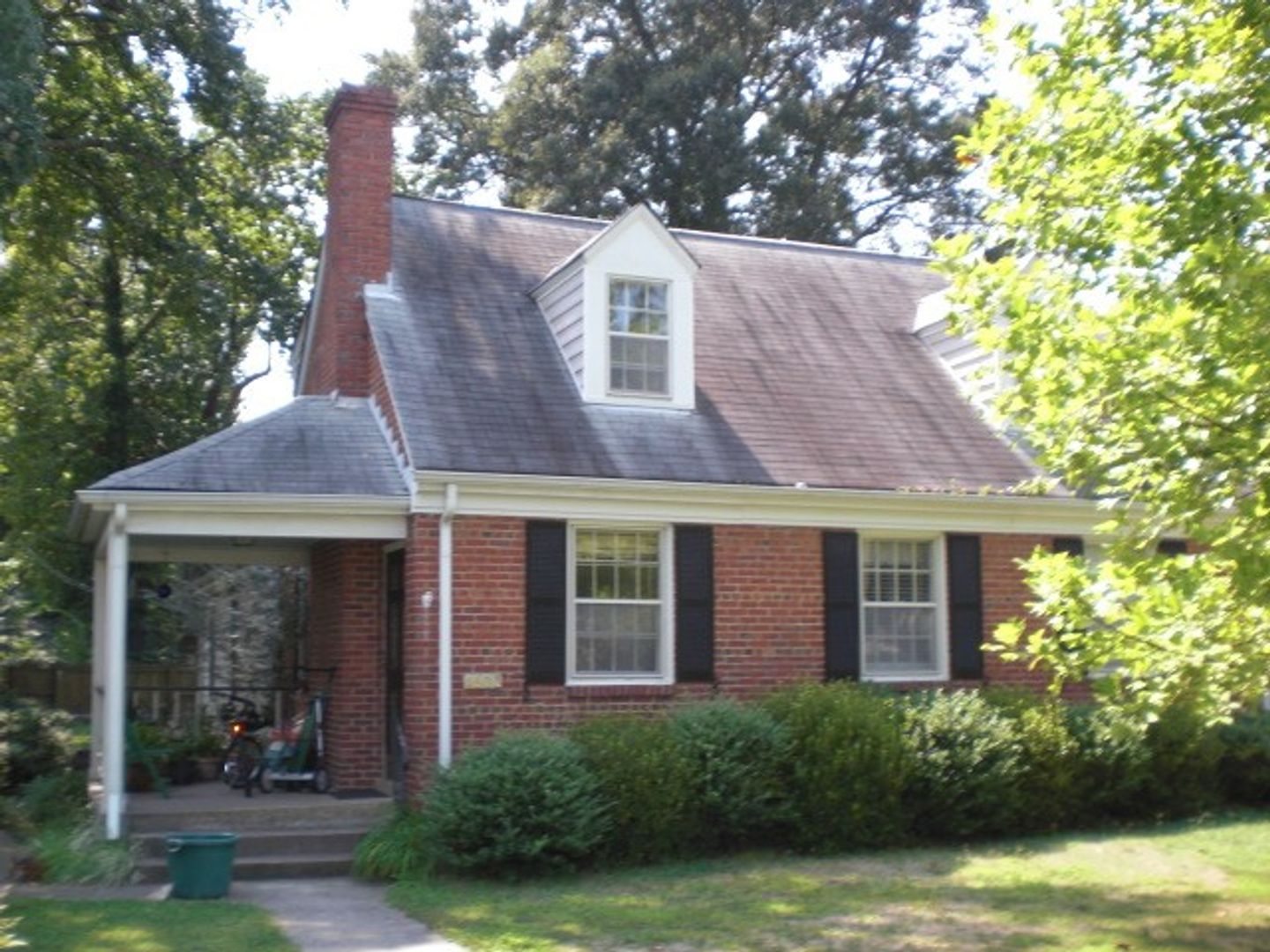 Richmond House: 4603 Hanover Avenue