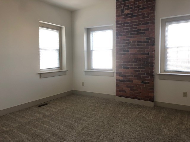 Richmond Apartment: 1901 E. Franklin Street