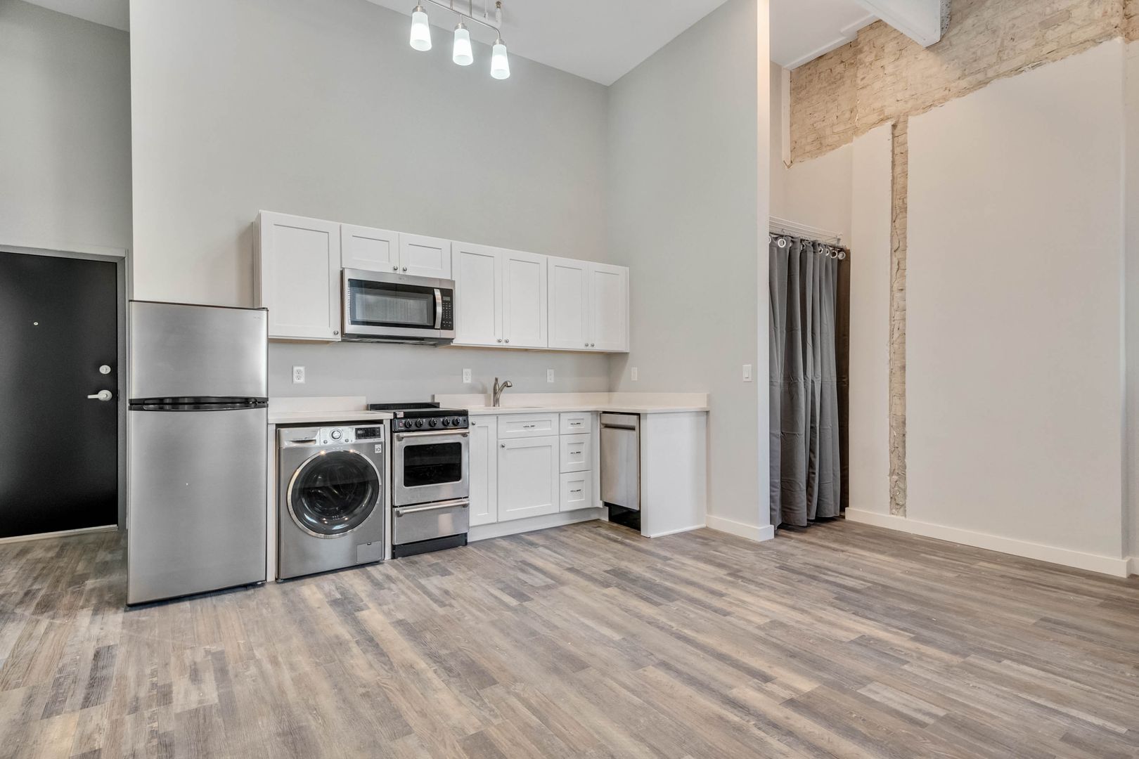 Chattanooga Apartment: 859 McCallie Avenue