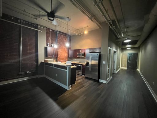 Industrial Style Two Bed With Private Balcony In the Heart Of Downtown! – photo 1