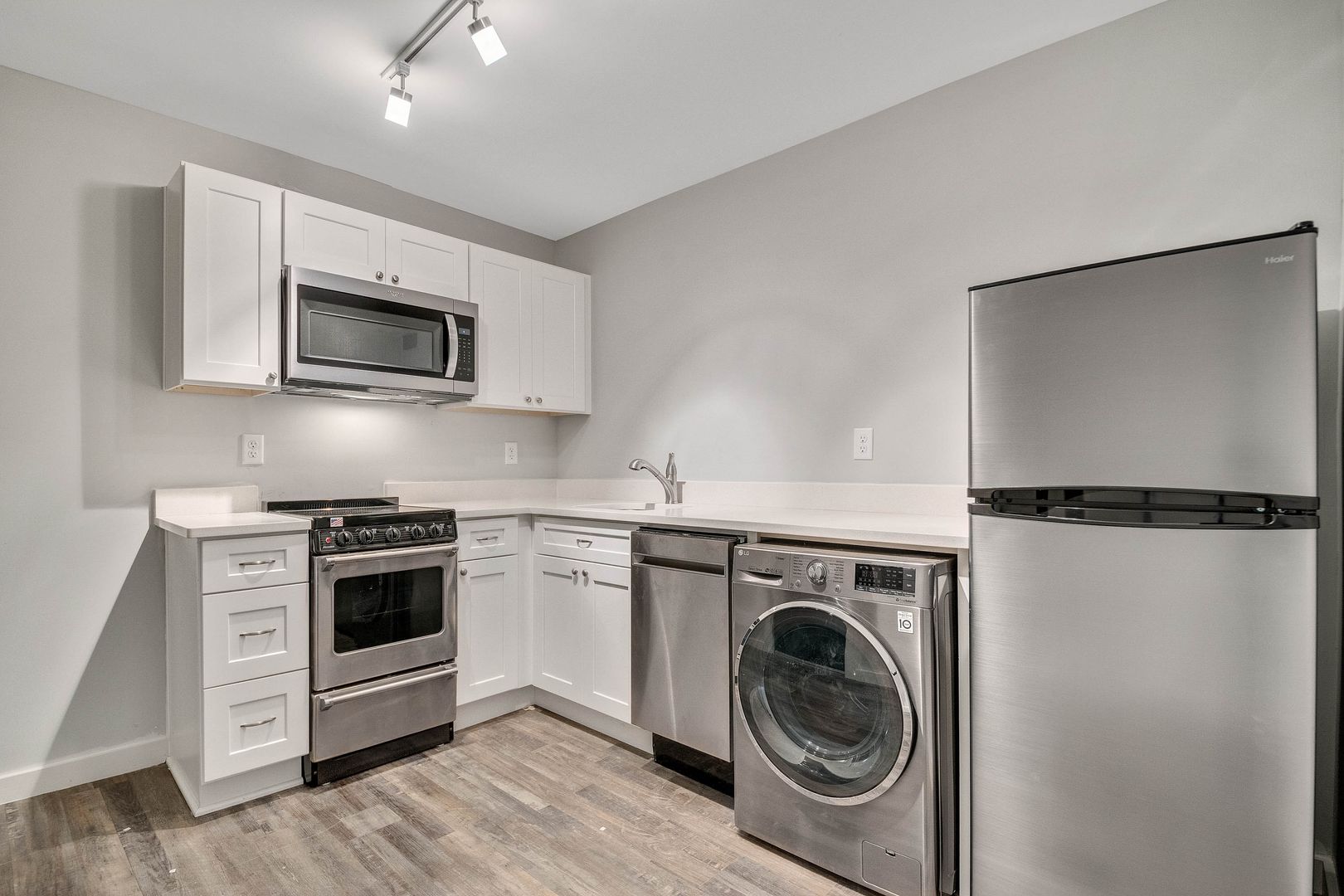 Chattanooga Apartment: 859 McCallie Avenue