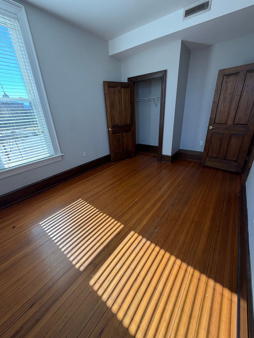 Chattanooga Apartment: 622 Georgia Ave