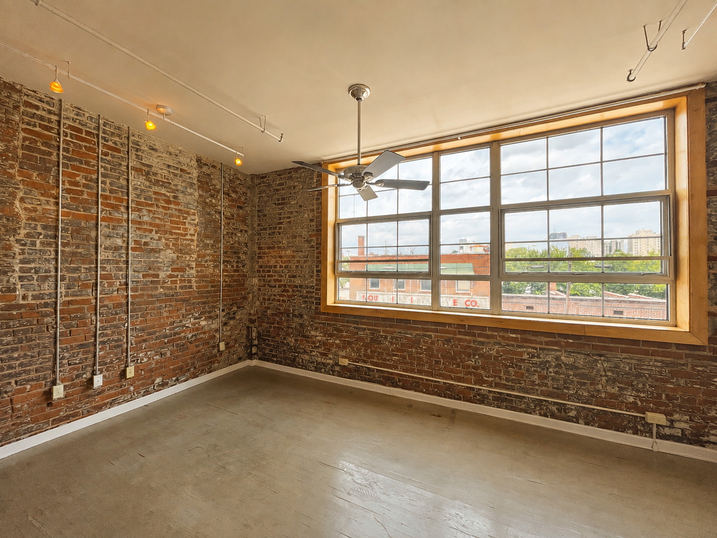 Chattanooga Apartment: 232 E. 11th Street