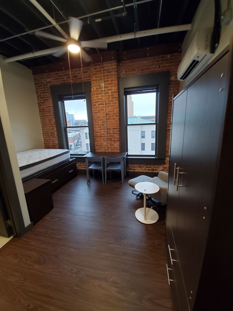 Chattanooga Apartment: 818 Georgia Ave