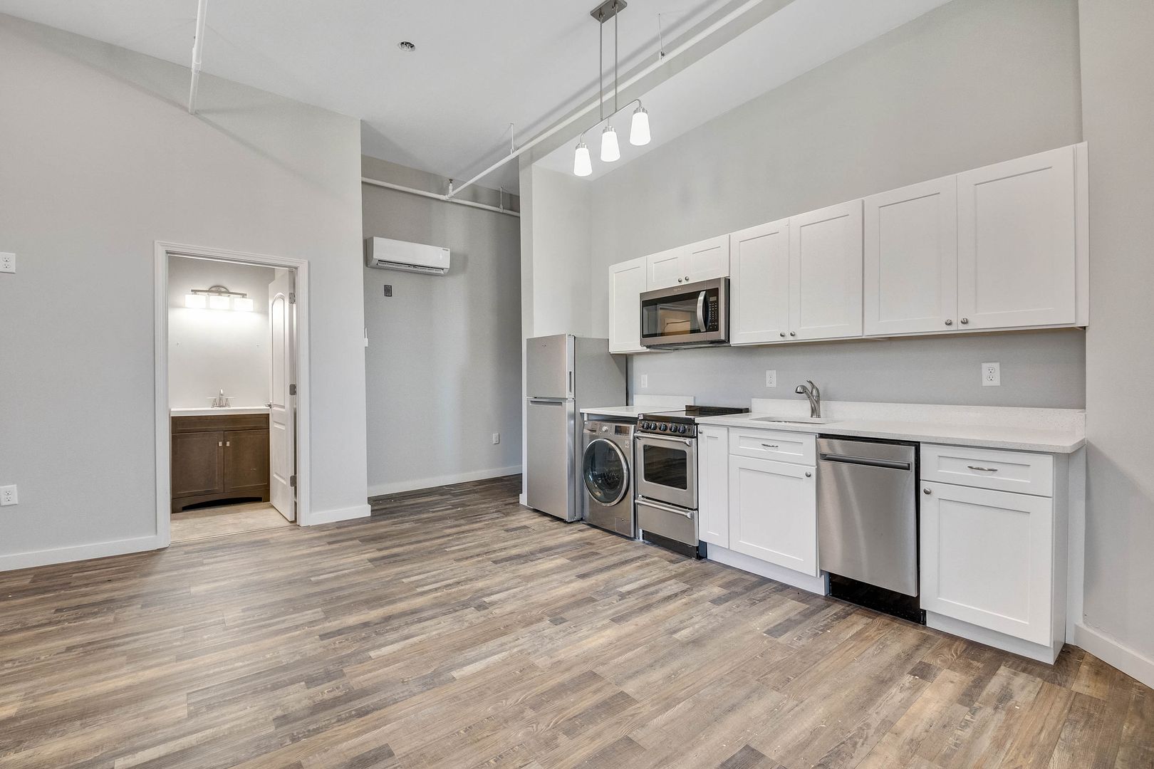 Chattanooga Apartment: 859 McCallie Avenue