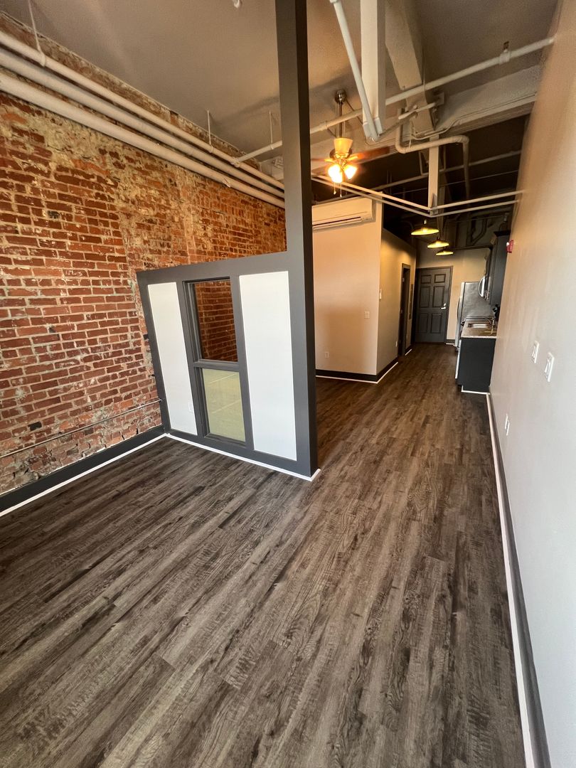 Chattanooga Apartment: 232 E. 11th Street