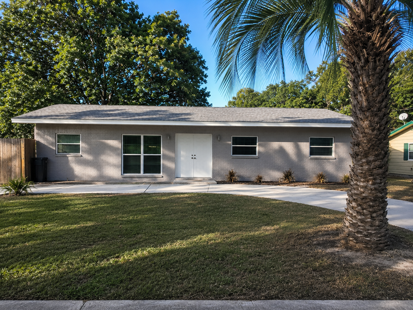 Gainesville House: 1516 NE 30th Avenue