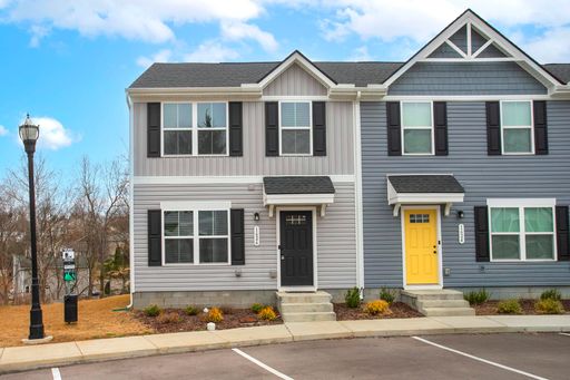 Beautiful Townhome in Antioch! – photo 1