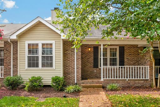 Charming 2-Bedroom Home with Community Amenities! – photo 1