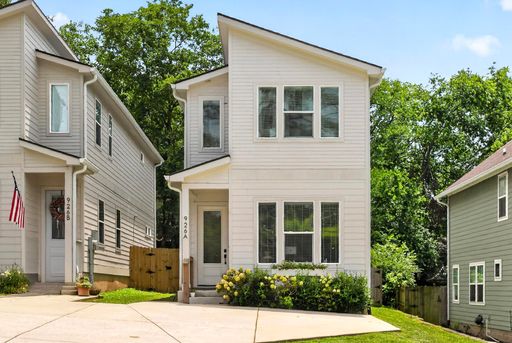 Modern Comfort in East Nashville! – photo 1