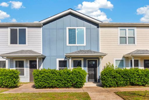 Easy Living Murfreesboro HOA Maintained Home! – photo 1