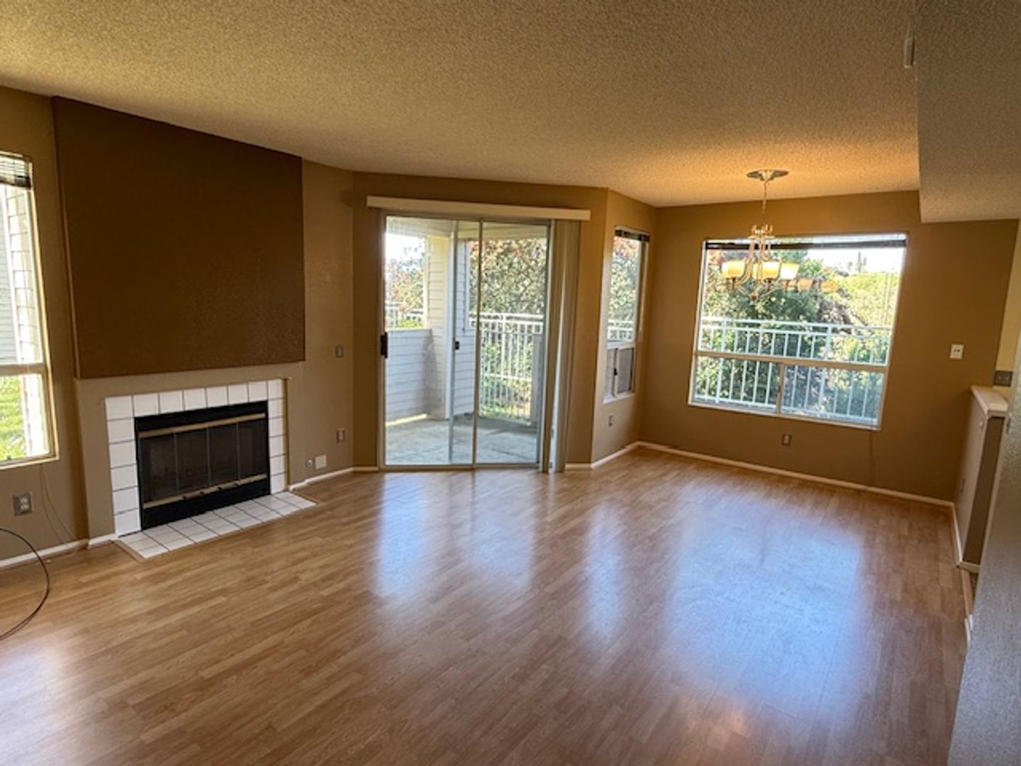 Hercules Condo: 133 Tidewater Dr