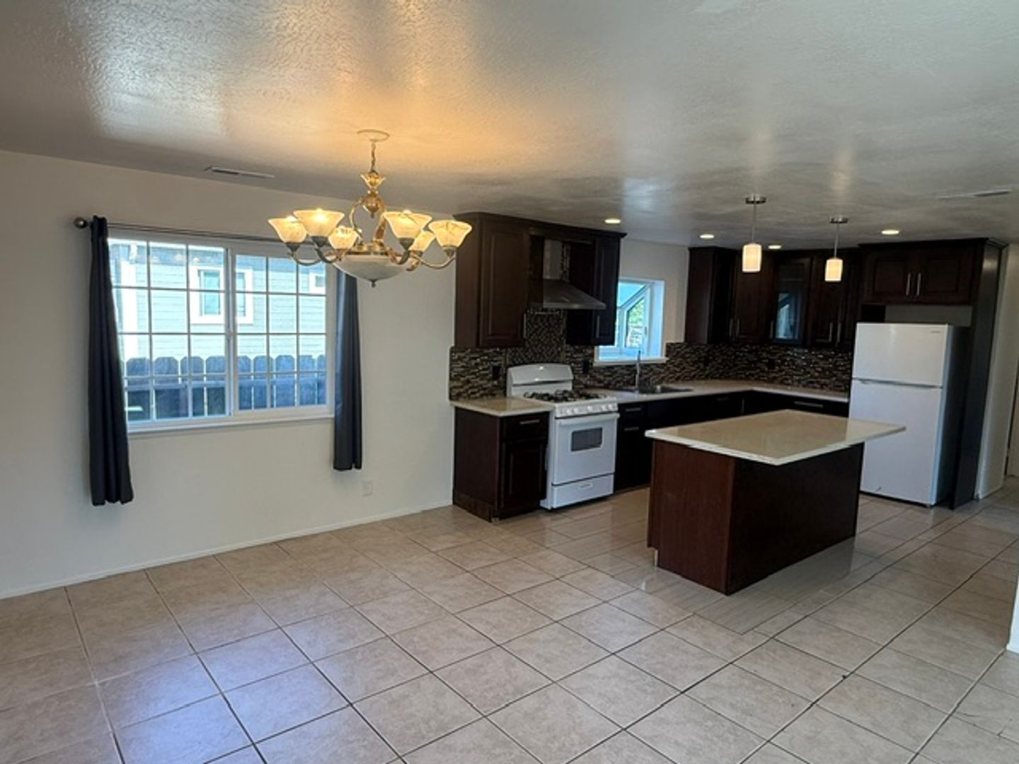 San Pablo House: 1712 14th St.